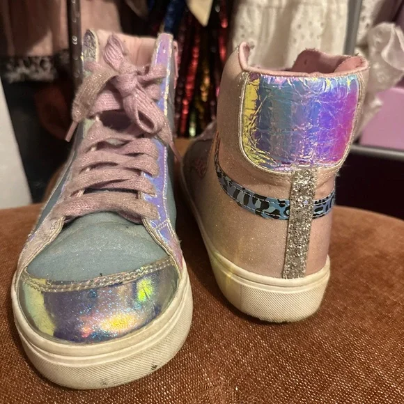 Wonder Nation Stylish Girls High-Top Sneakers - Picture 5 of 6